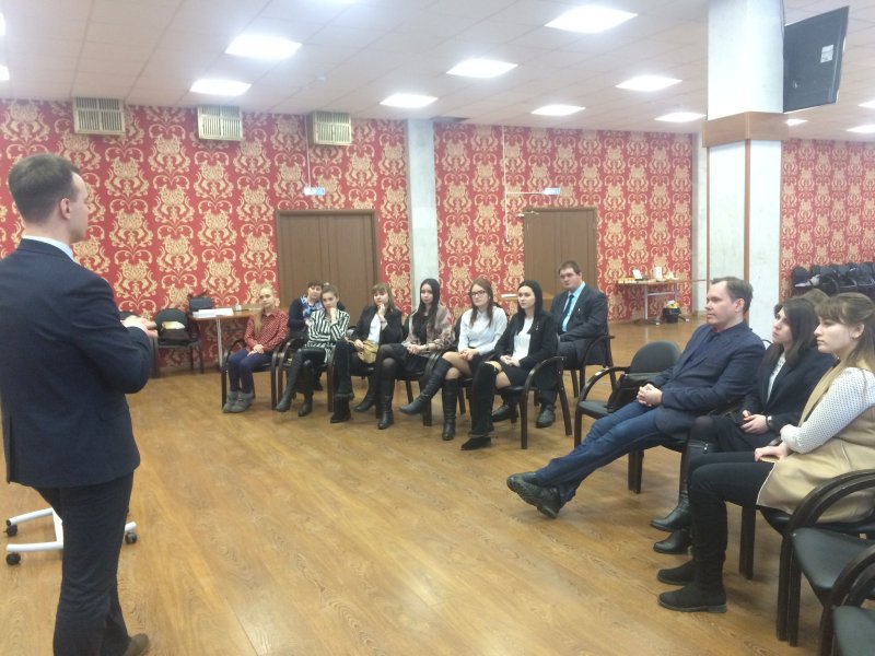 В УлГПУ прошла вторая встреча в рамках модуля «Долевое участие в строительстве», на которой молодые юристы получили навыки досудебного урегулирования споров с застройщиком