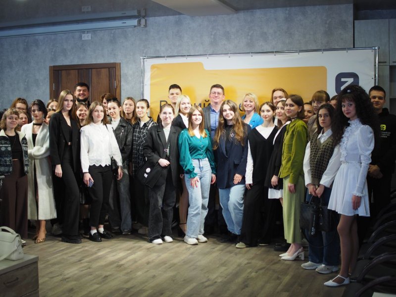 Министр социального развития Ульяновской области Дмитрий Батраков рассказал студентам о мерах поддержки молодежи