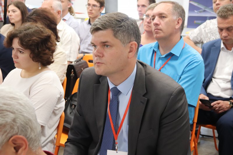 Ректор УлГПУ Игорь Петрищев принял участие в  Международном форуме инноваторов, изобретателей и технологических предпринимателей «Создавая будущее»  