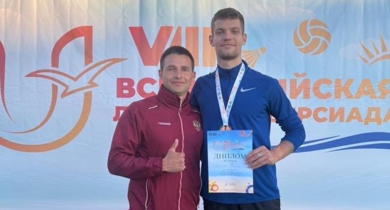 Студент УлГПУ Никита Котуков завоевал «бронзу» на соревнованиях по легкой атлетике Универсиады-2022